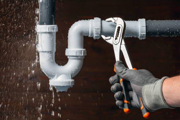 Professional Drain Cleaning technician working in Depoe Bay, OR